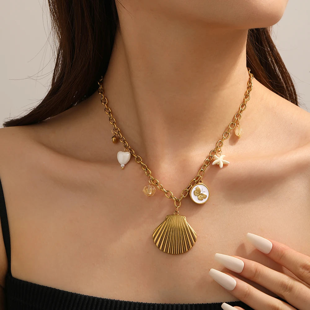 Seashell Secret - BellaAura