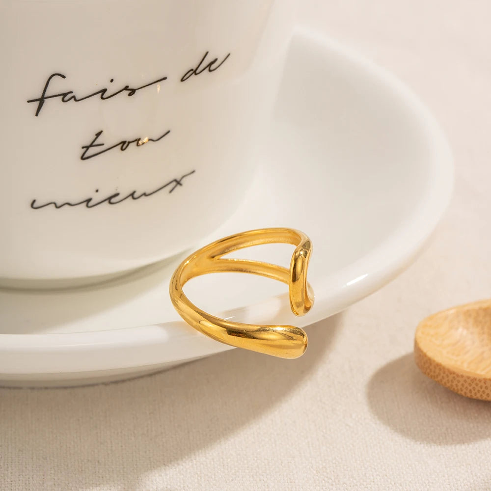 Modern Muse Ring - BellaAura