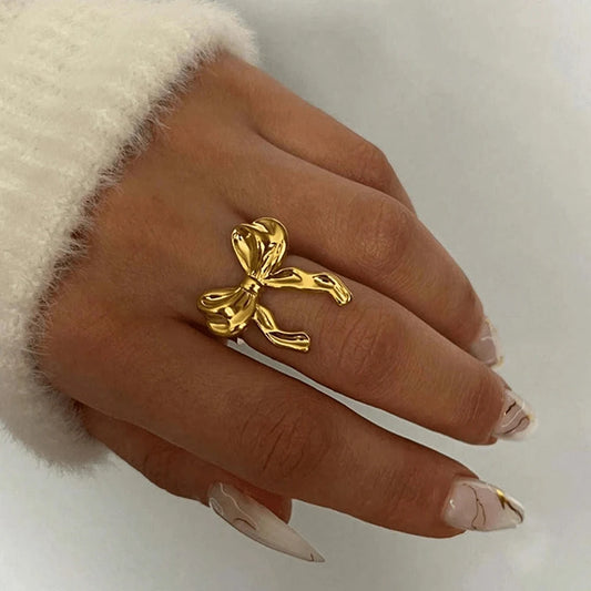 Regal Bow Ring - BellaAura